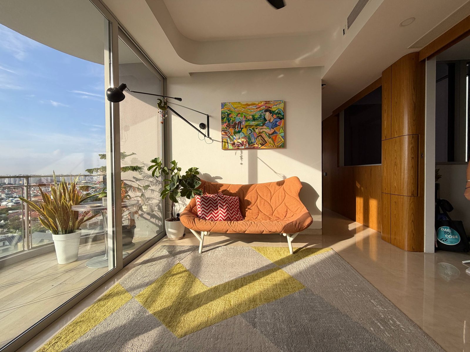 The Meyerise #19-05 living room