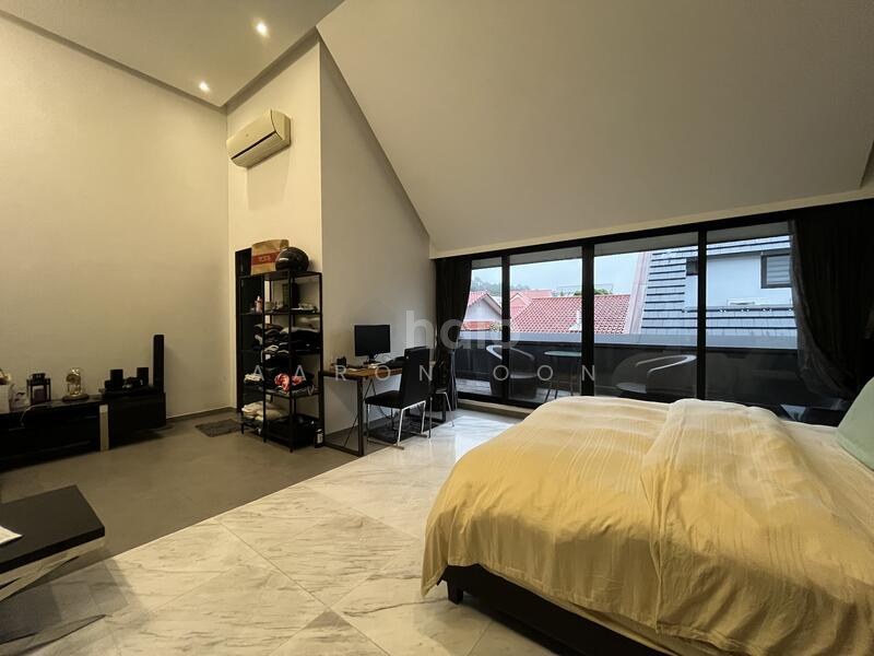 Jalan Gumilang, Dairy Farm / Bukit Panjang / Choa Chu Kang — photo 5